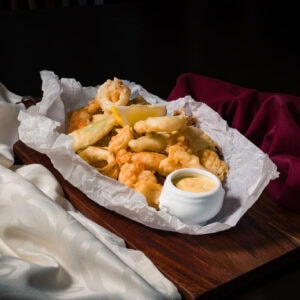 Preparat Specialitate Fritto Misto din fructe de mare și sos chilli cu usturoi