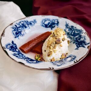 Preparat Panna cotta din ciocolată albă și crumble de fistic