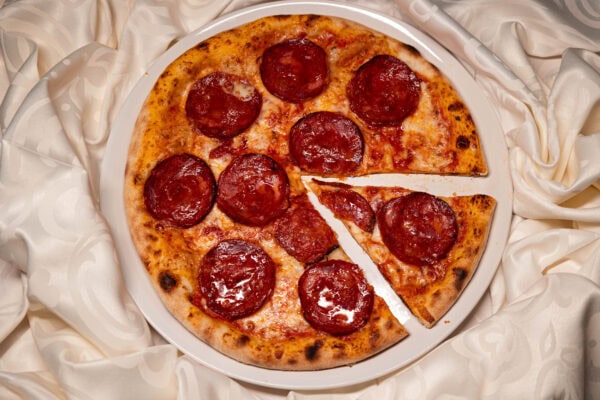 Pizza Calabrese